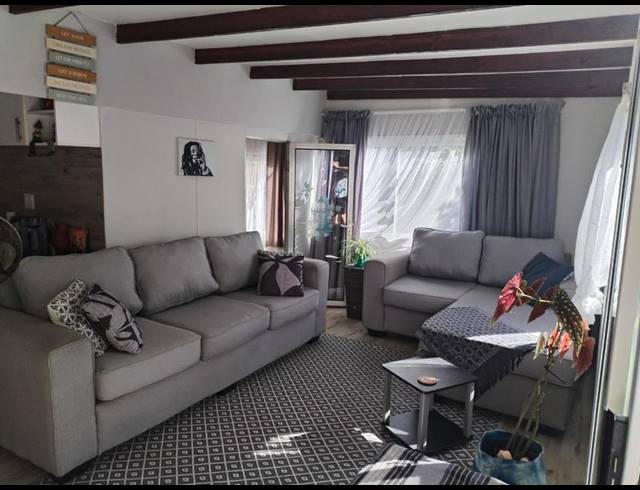 2 BEDROOM COMPLEX FOR SALE IN MARGATE